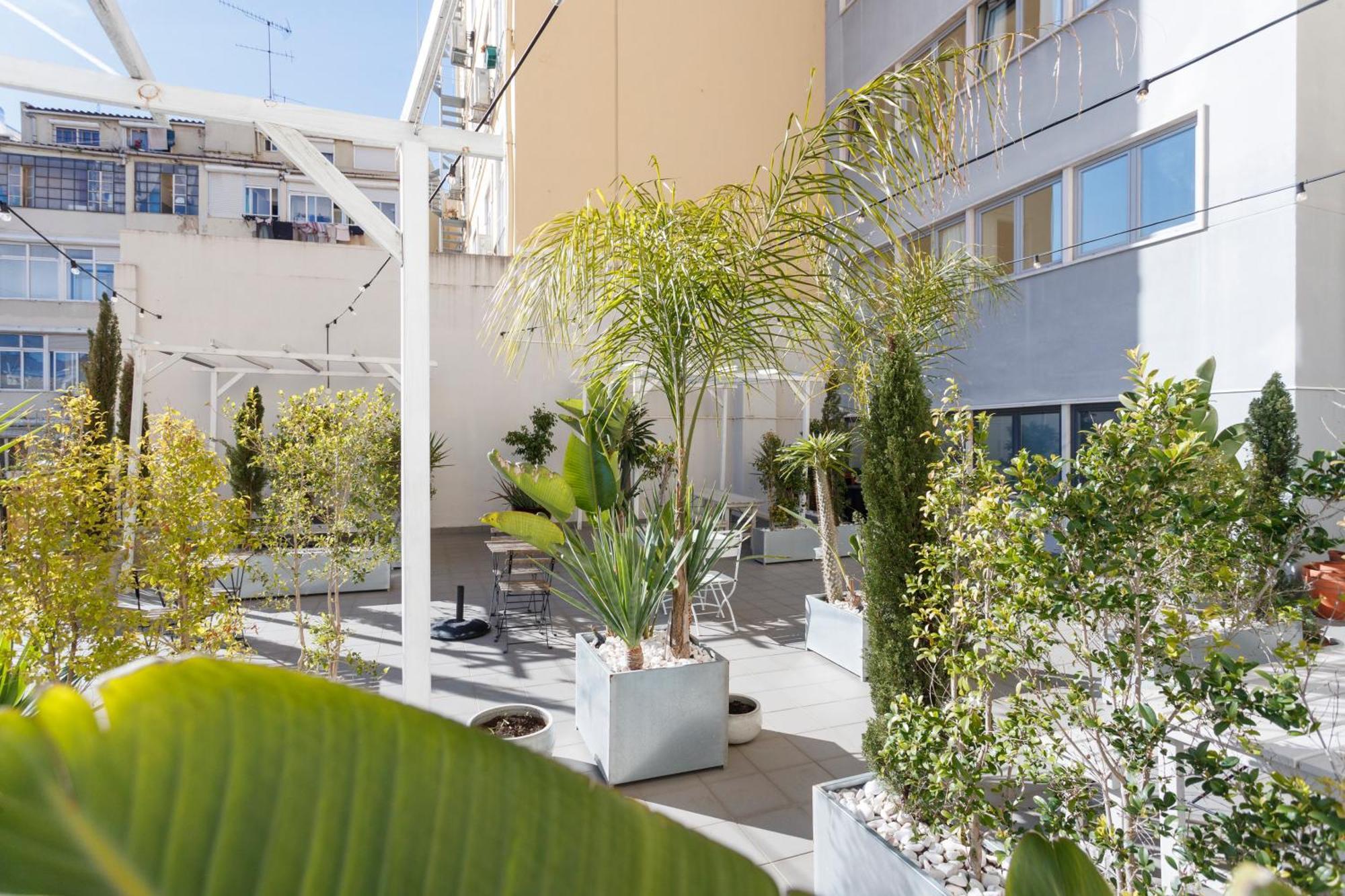 Neegroni Balcony In Lisbon - By Misha'S Place 1A Ngoại thất bức ảnh
